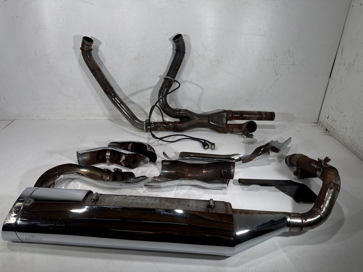 14 Harley Electra Glide Touring Ultra Exhaust Header Pipes Muffler Vance & Hines
