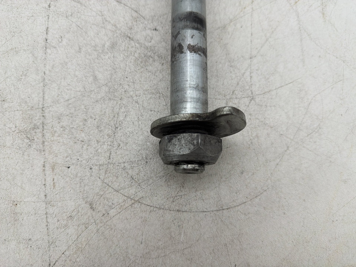 2009 Harley Electra Glide Touring CVO Screamin Eagle Rear Wheel Axle Bolt Shaft