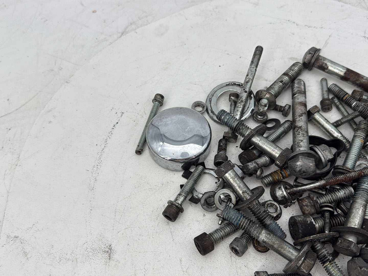 2006 Harley Dyna Super Glide Custom FXDCI OEM Hardware Bolts Nuts & Brackets