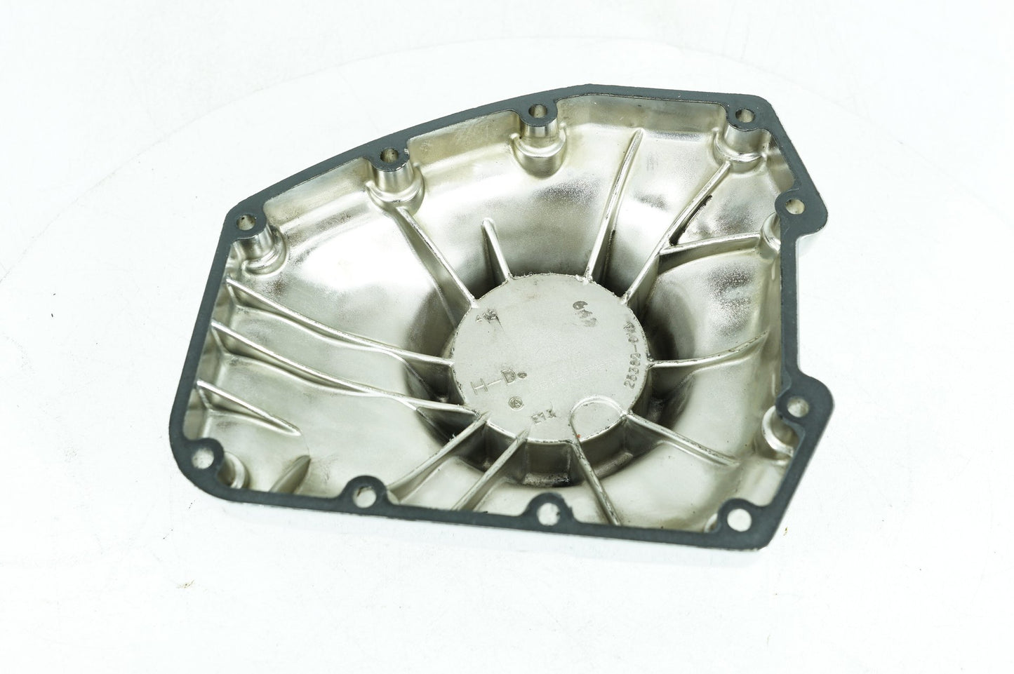 2007 - 2016 Harley-Davidson Dyna Super Glide Custom Engine Motor Timing Chain Cover 25362-01A