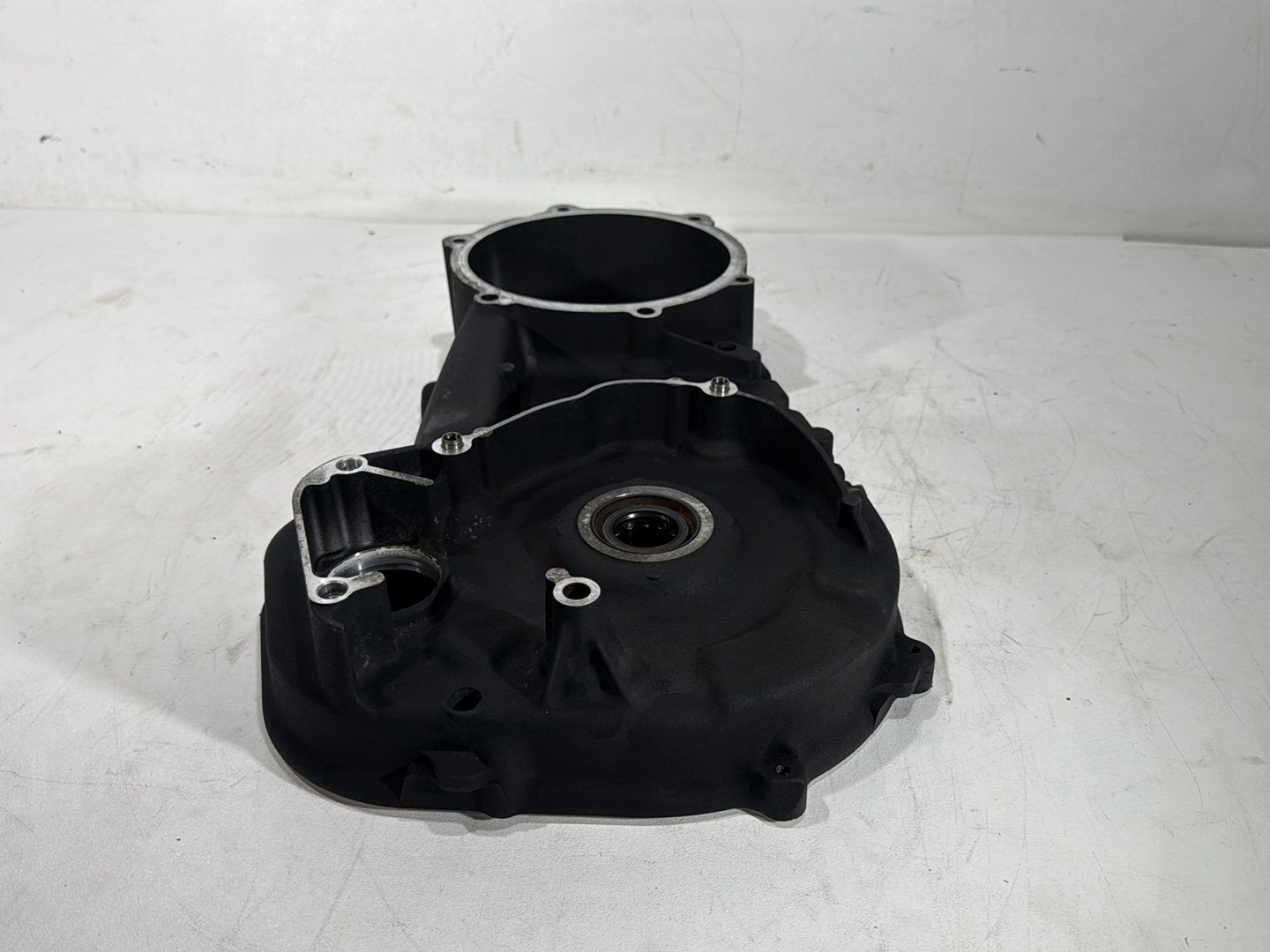 2013 Harley Electra Glide Touring Ultra FLHTCUI OEM Inner Primary Clutch Cover