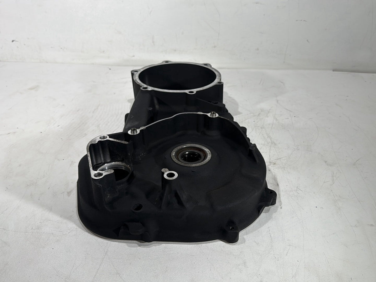 2013 Harley Electra Glide Touring Ultra FLHTCUI OEM Inner Primary Clutch Cover
