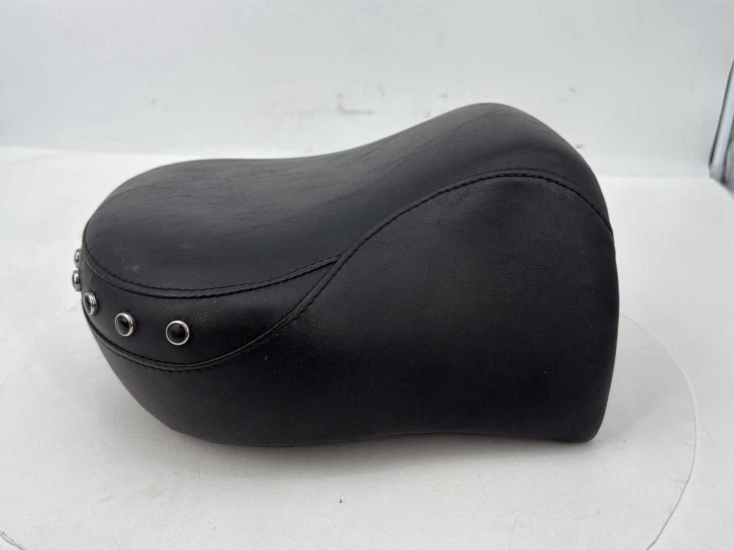 Harley-Davidson Misc  Rear Passenger Pillion Seat 52281-94