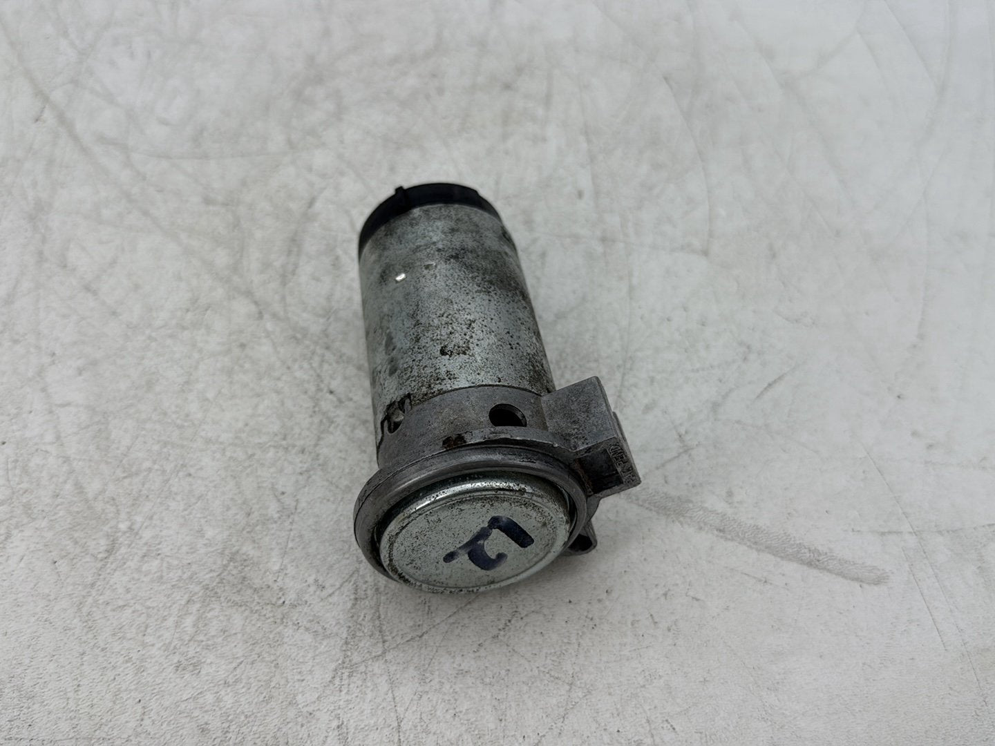 2005 Harley Electra Glide Touring Ultra FLHTCUI OEM EVAP Vapor Charcoal Fuel Emission Canister