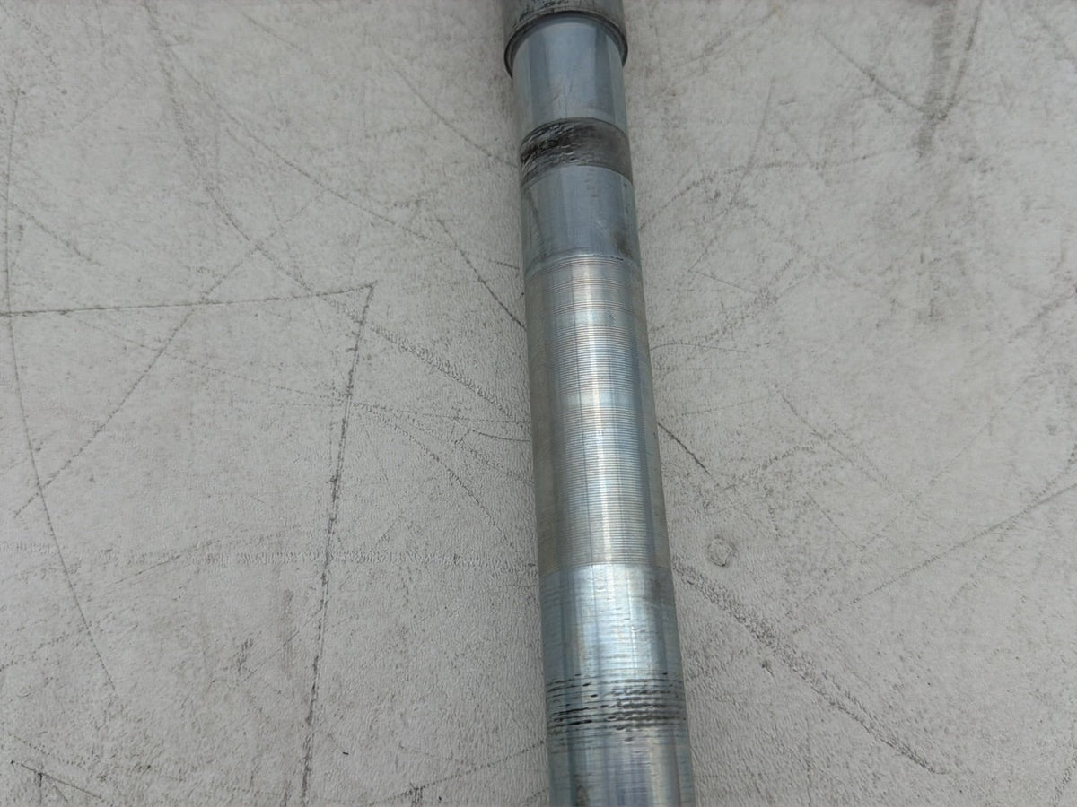 2014 Harley Dyna Low Rider FXDL OEM Front Wheel Axle Bolt Shaft 41628-08