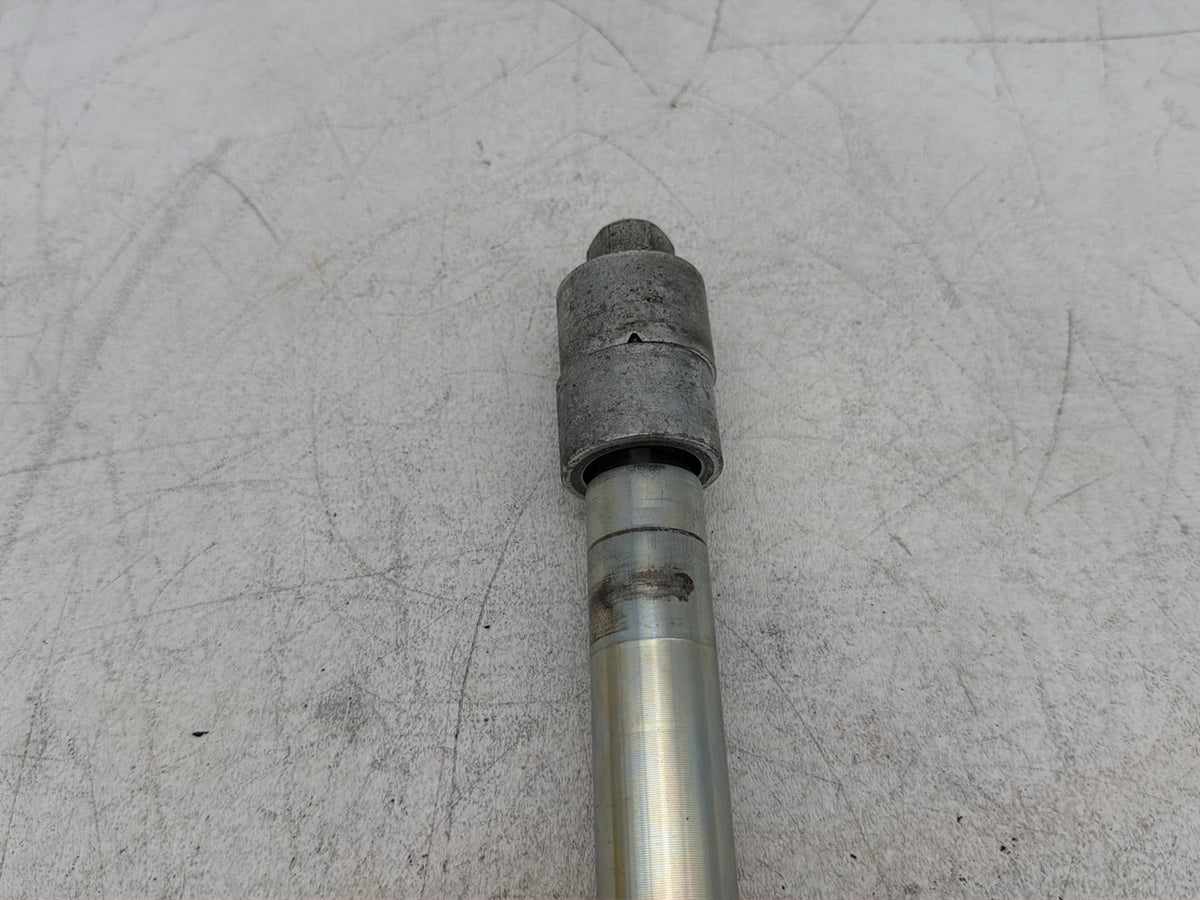 2003 Harley Electra Glide Touring FLHTI OEM Front Wheel Axle Bolt Shaft