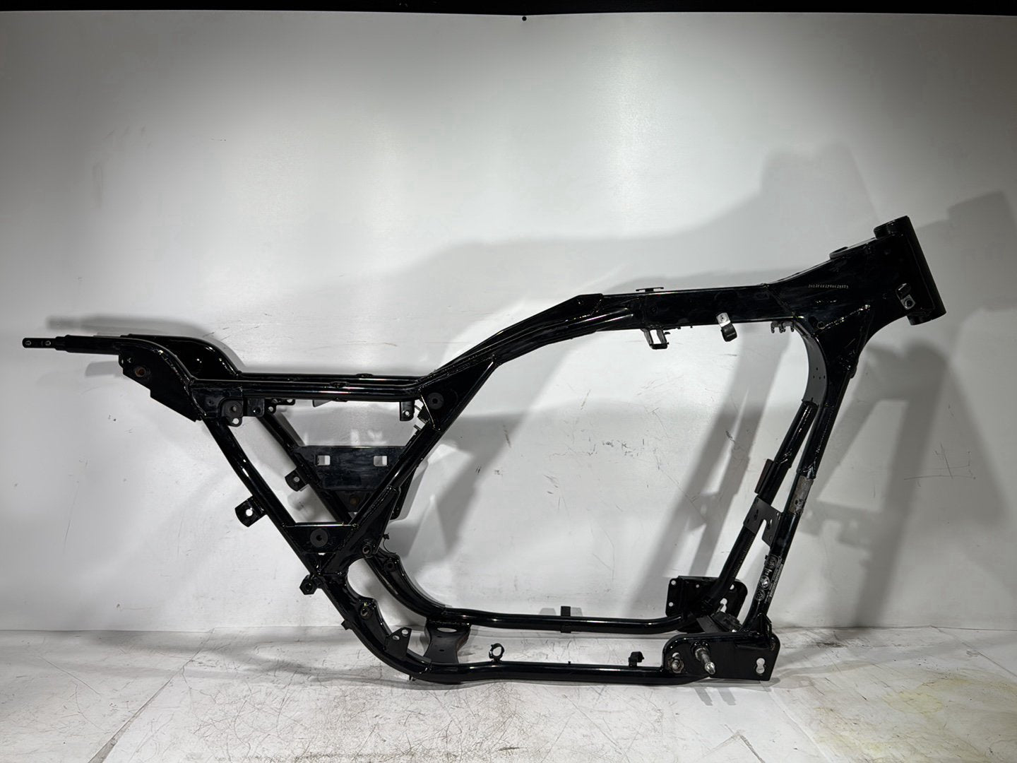 1998 Harley Road King Touring FLHRCI Classic OEM Body Main Frame Chassis CLN CLR