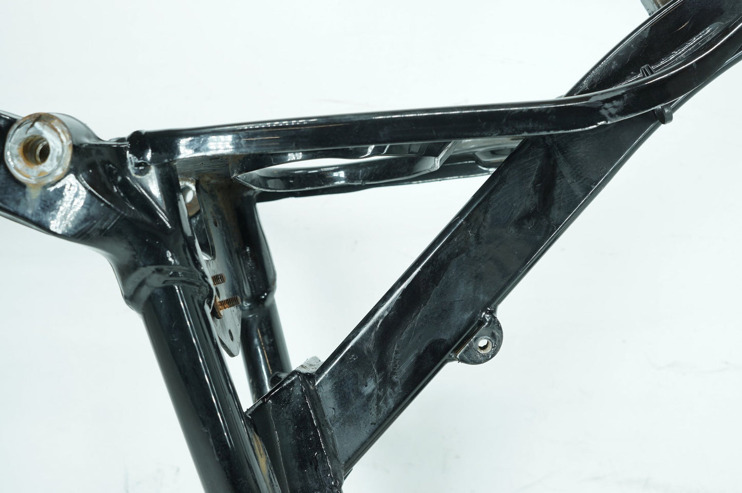 1999 - 2006 Harley-Davidson Dyna Street Bob Body Main Frame Chassis SLVG 47463-06BHP