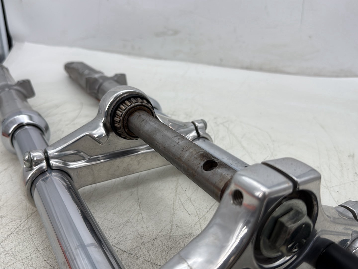2006 Harley Sportster XL883L Low Front Triple Tree Set &amp; LH RH Fork Legs Sliders