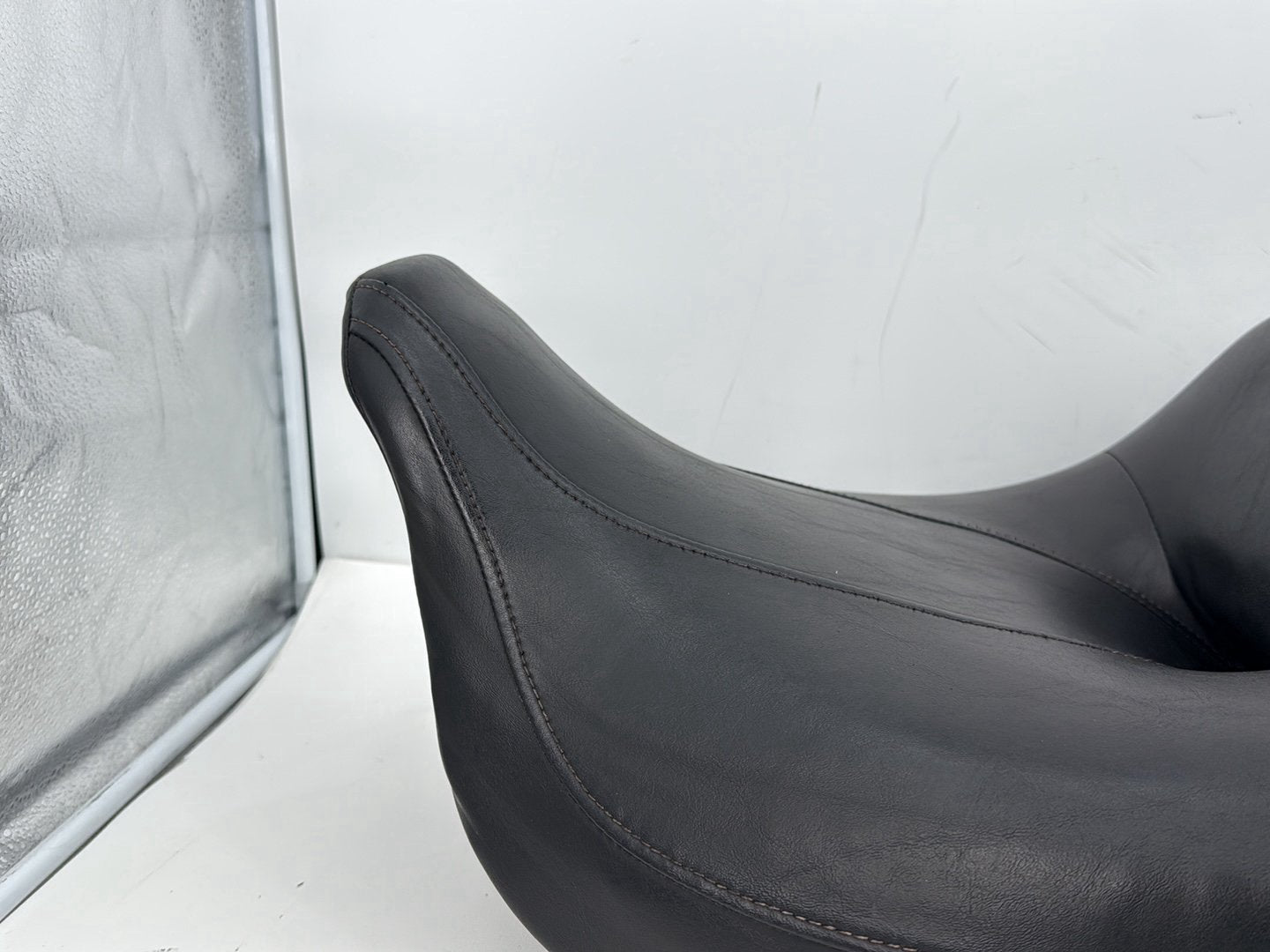2008 Harley Touring FLHTCU Electra Glide Ultra OEM Passenger Rider Driver Seat Saddle