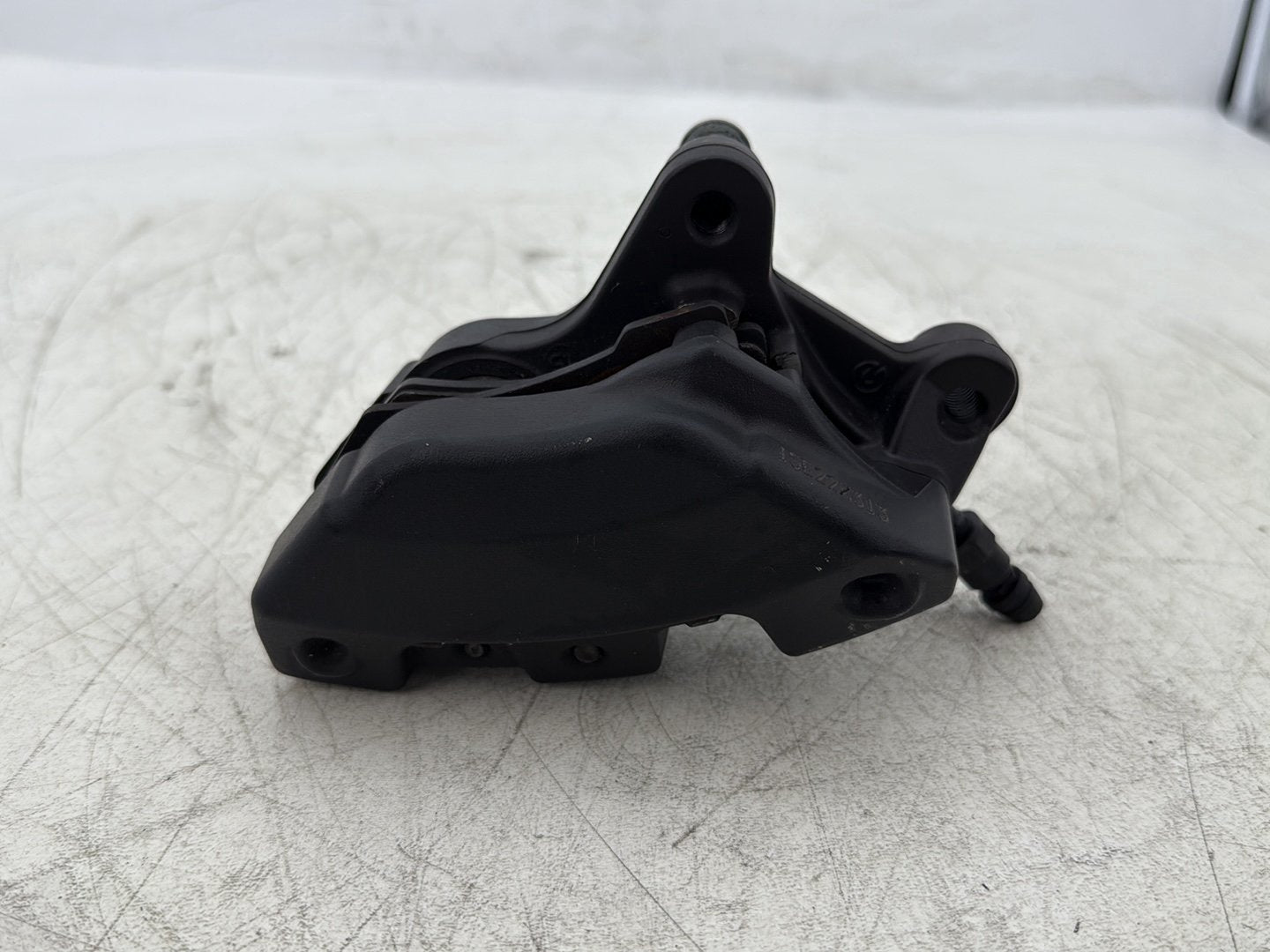 2016 Harley Road King Touring FLHR OEM Front Right 1 Brake Caliper