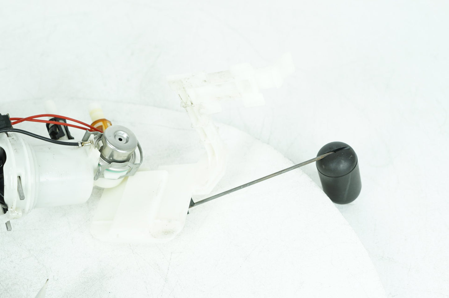 2008 - 2016 Harley-Davidson Touring Electra Glide Classic Gas Gasoline Fuel Petrol Pump Sending  	62908-08