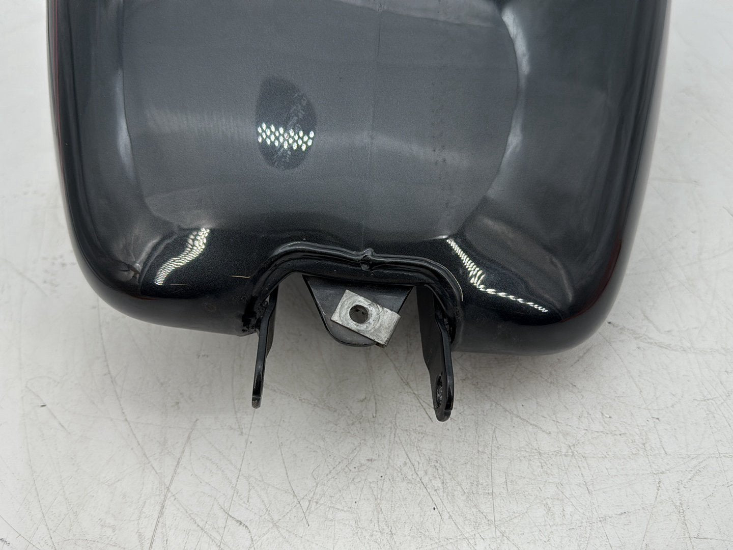 2005 Harley Dyna FXDWG Wide Glide OEM Fuel Gas Tank Gasoline Reservoir