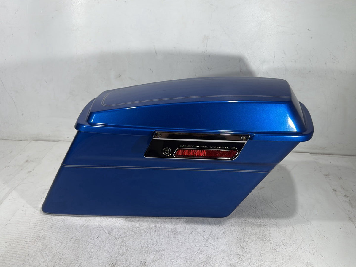2007 Harley Electra Glide Touring Ultra OEM Right 1 Saddlebag Luggage NO Key