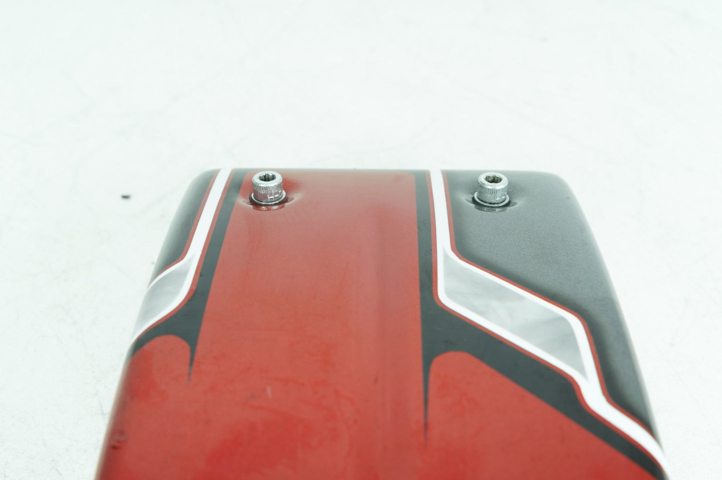 2007 - 2017 Harley-Davidson Dyna Low Rider Electrical Side Cover Tray Panel 66333-04
