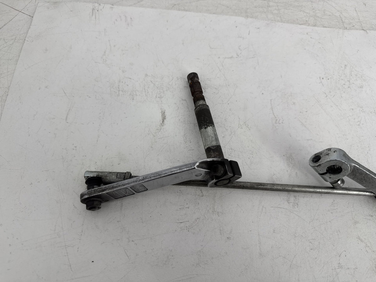 2013 Harley Street Glide Touring FLHX OEM Gear Shifter Lever Arm w/ Rod linkage