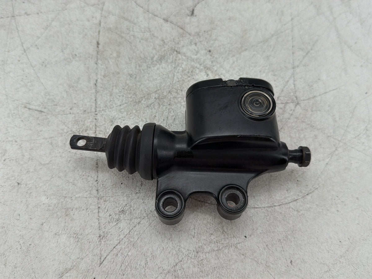 2009 Harley Road Glide Touring FLTR OEM Rear Brake Master Cylinder Reservoir