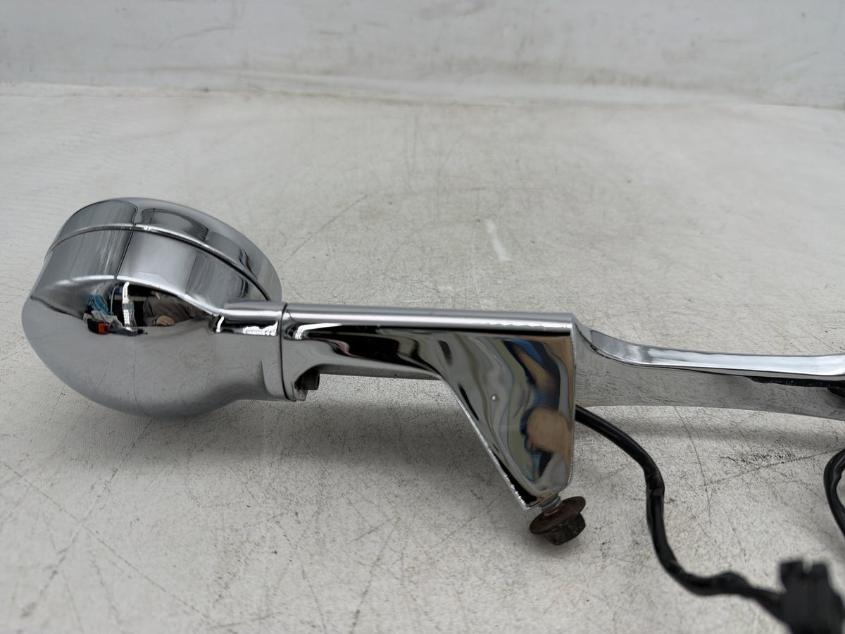 2004 Harley Electra Glide Touring Ultra OEM Rear Left & Right Turn Signals