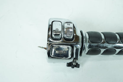 1999 - 2006 Harley-Davidson Softail Heritage Right Engine Start Kill Switches Controls 71589-96B