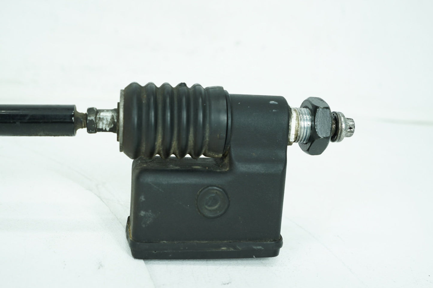 1999 - 2006 Harley-Davidson Dyna Low Rider Rear Brake Master Cylinder Reservoir 42474-90B