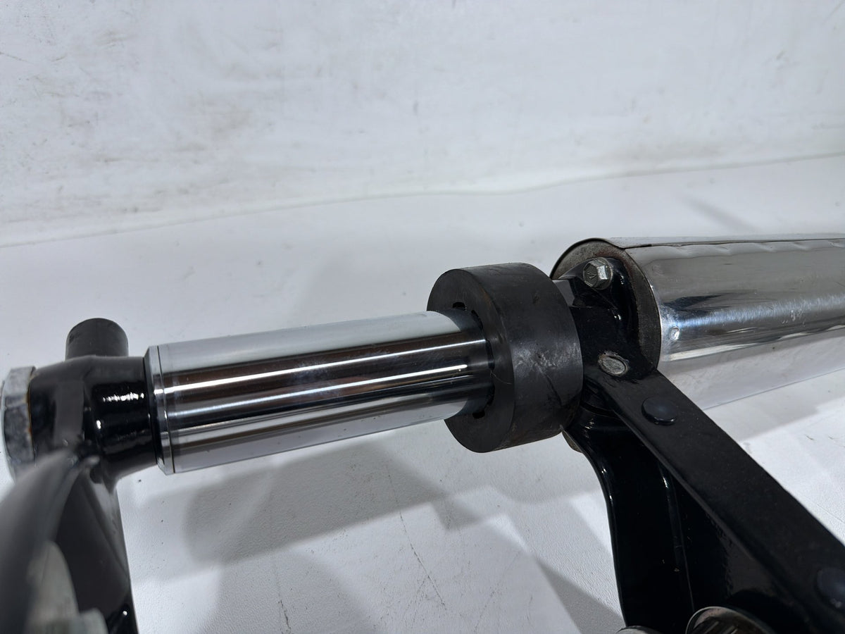 04 Harley Electra Touring Ultra Front Triple Tree Set & LH RH Fork Legs Sliders