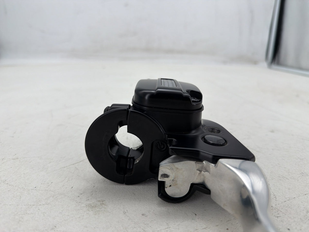 12 Harley Street Glide Touring FLHX OEM Front Right Brake Lever Master Cylinder