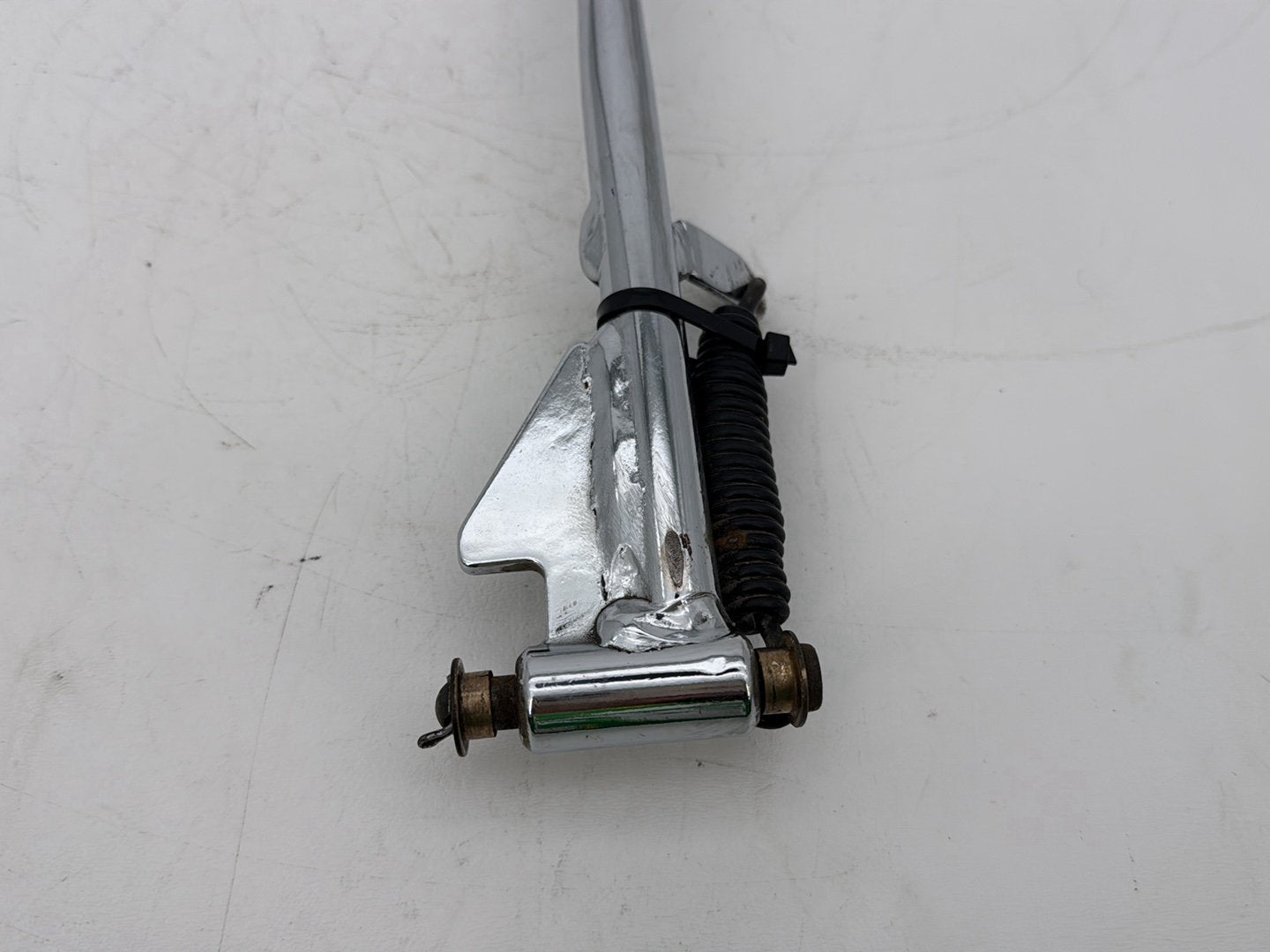 2009 Harley Sportster XL1200C 1200 Custom OEM Left Side Jiffy Kick Stand & Spring