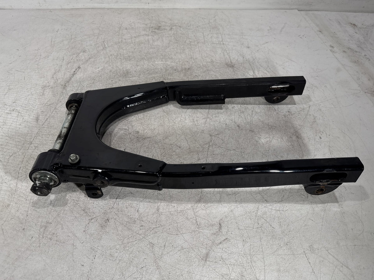 2000 Harley Sportster 1200 Custom XL1200C OEM Rear Wheel Axle Bolt Shaft