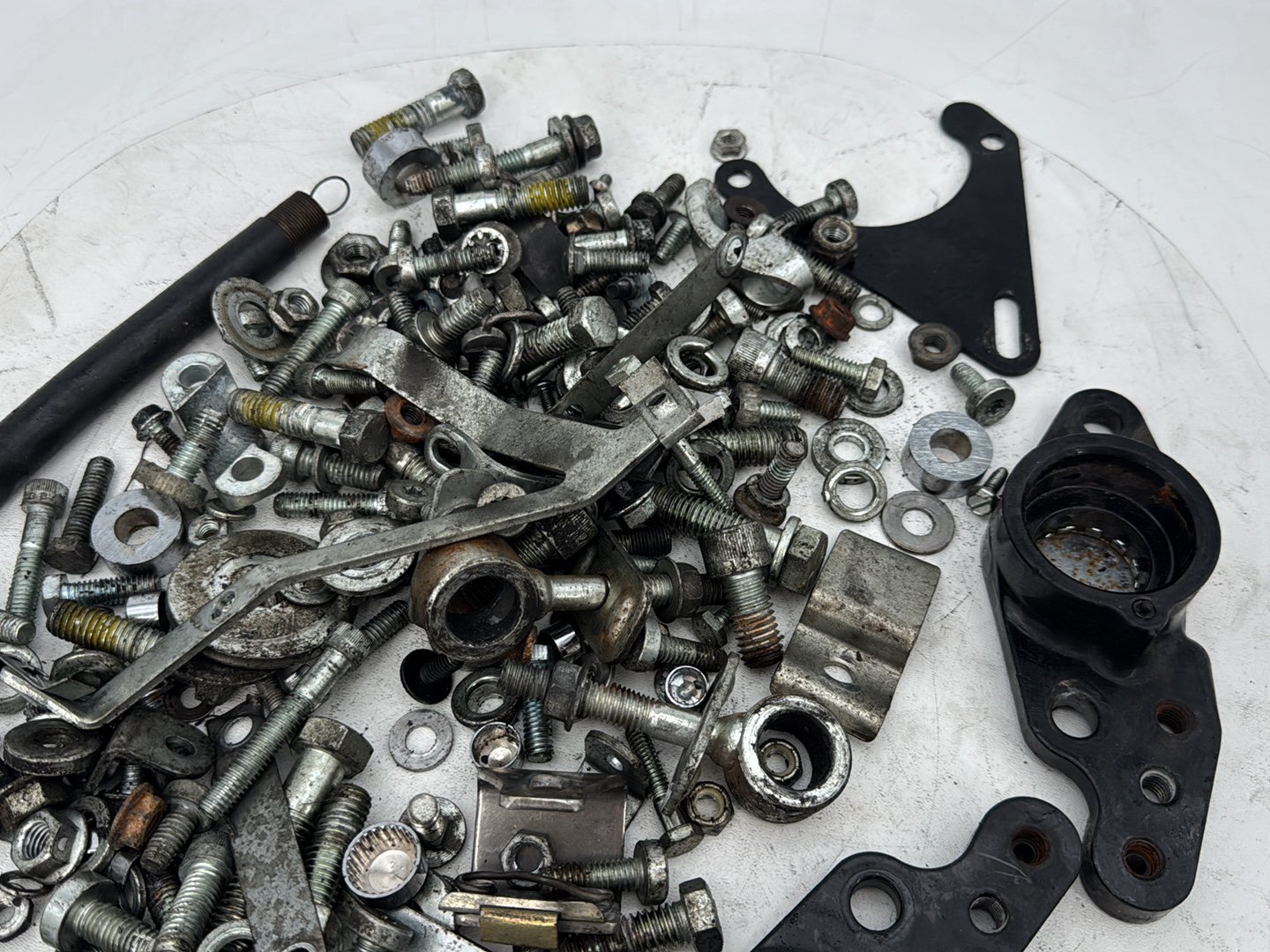 1999 - 2006 Harley-Davidson Touring Electra Glide Classic Hardware Bolts Nuts & Brackets w/ Left Right Swingarm Brackets