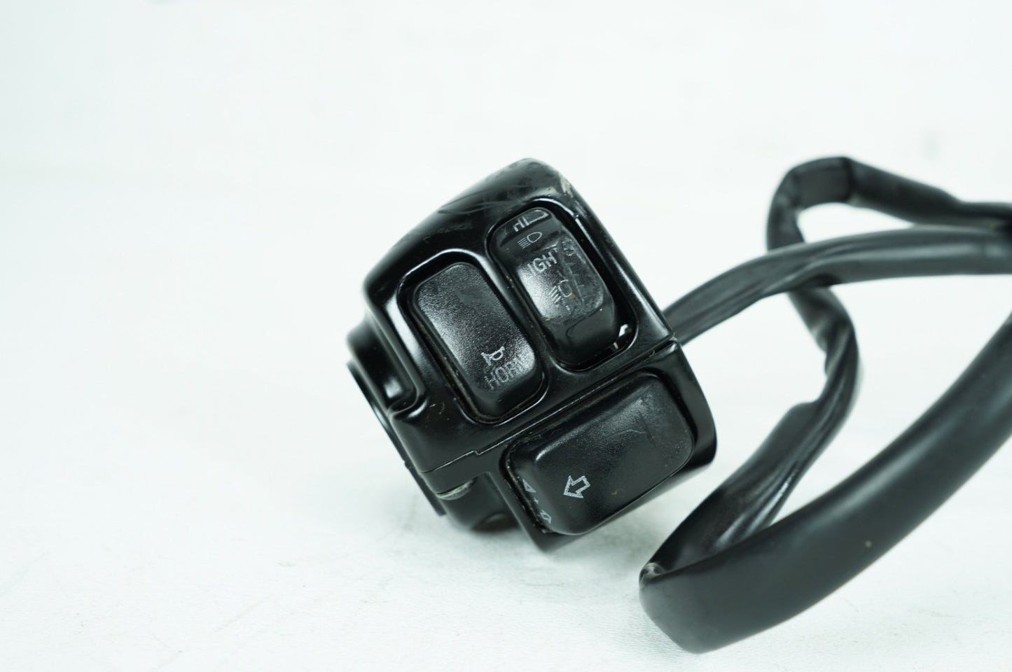 2000 - 2006 Harley-Davidson Softail Fat Boy Left Turn Signal Headlight Switches Controls 71685-06A