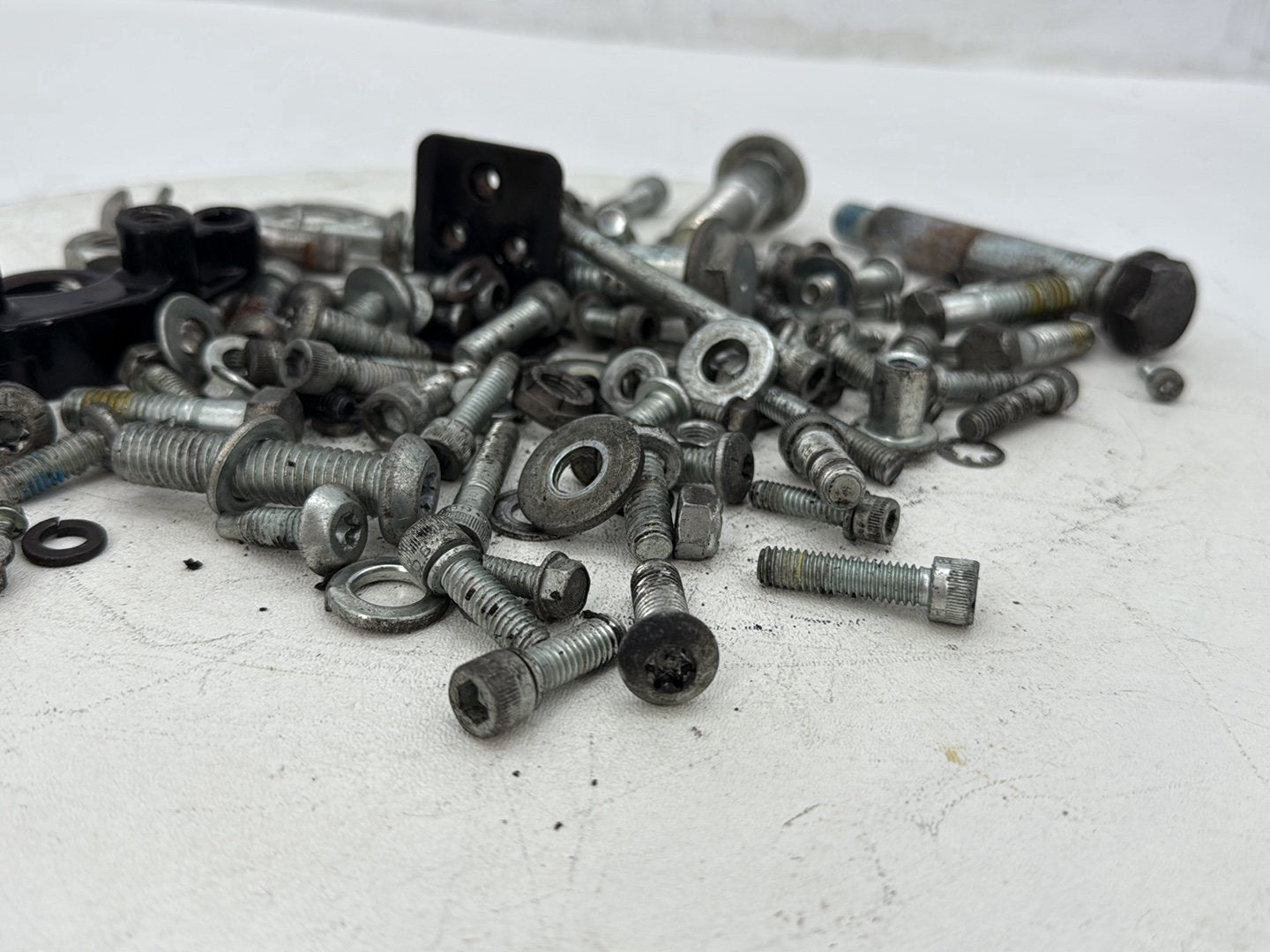 2009 Harley Sportster 883 Low XL883L OEM Hardware Bolts Nuts & Brackets