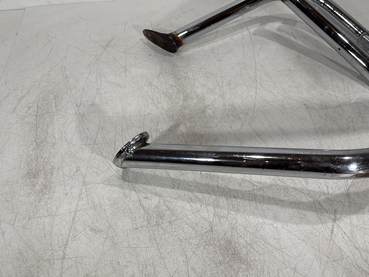 06 Harley Touring FLHRI Road King OEM Rear Left Right Saddlebag Guard Rails Bar