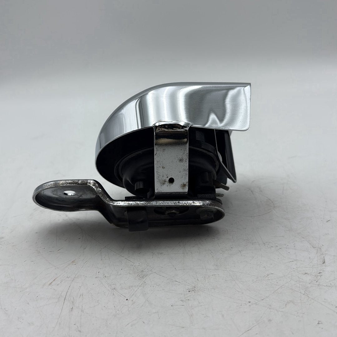 2007 - 2012 Harley-Davidson Touring Electra Glide Classic Horn Signal Klaxon Chrome Cover  	69012-93A