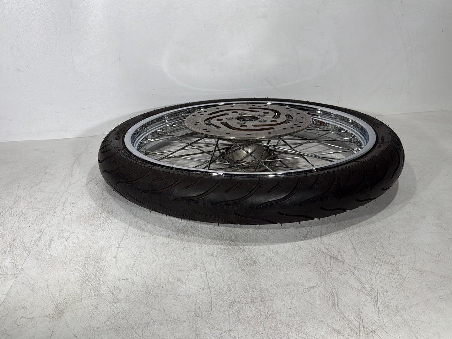 09 Harley Sportster XL1200 1200 Low OEM Front Wheel Rim Tire Spoked MH90-21 21"