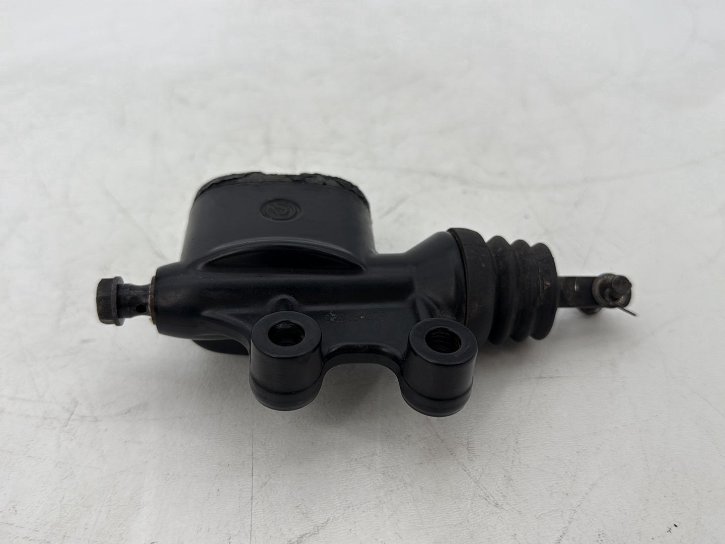 2008 Harley Touring FLHTCU Electra Glide Ultra OEM Rear Brake Master Cylinder Reservoir
