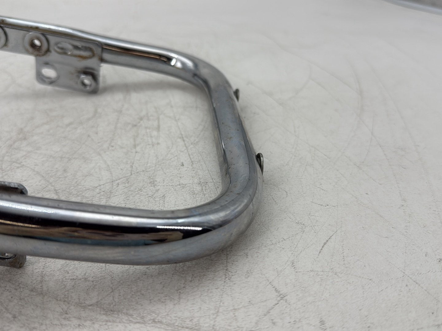 2005 Harley Electra Glide Touring Ultra FLHTCUI OEM Rear License Plate Support Bar Holder