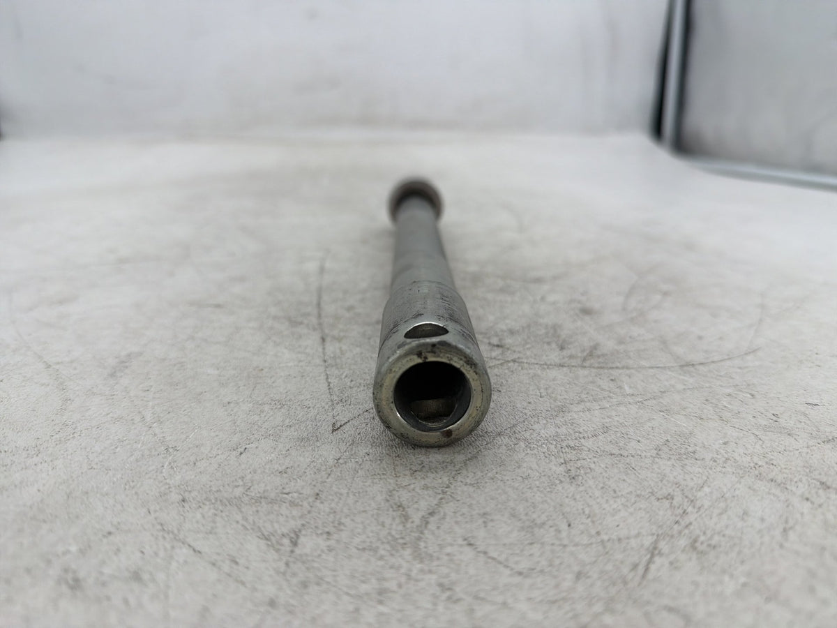 2012 Harley Dyna Fat Bob FXDF 103 OEM Front Wheel Axle Bolt Shaft