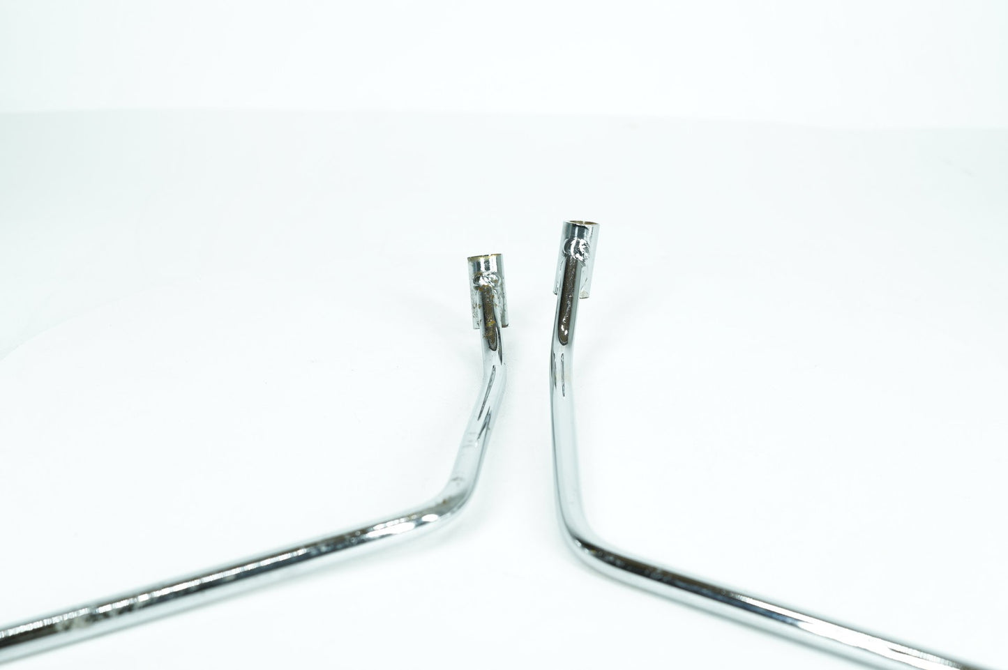 2007 - 2012 Harley-Davidson Softail Standard Rear Left Right Saddlebag Guard Rails Bar 91790-84A