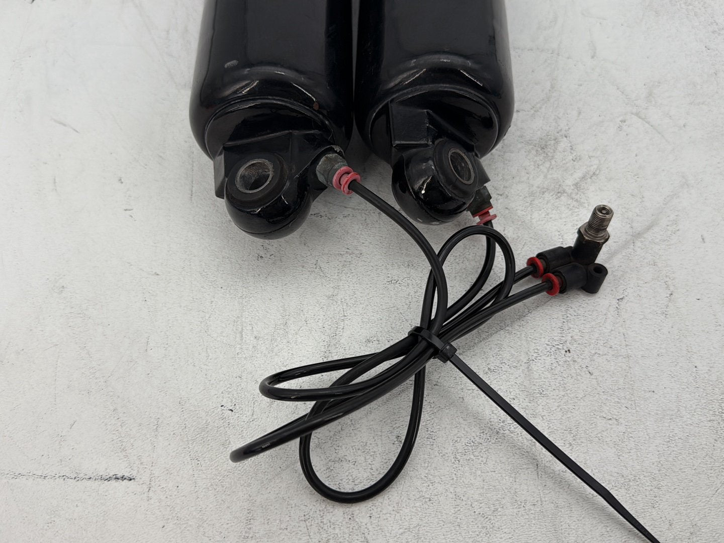2003 Harley Electra Glide Touring Ultra FLHTCUI OEM Rear Left Right Shock Absorbers