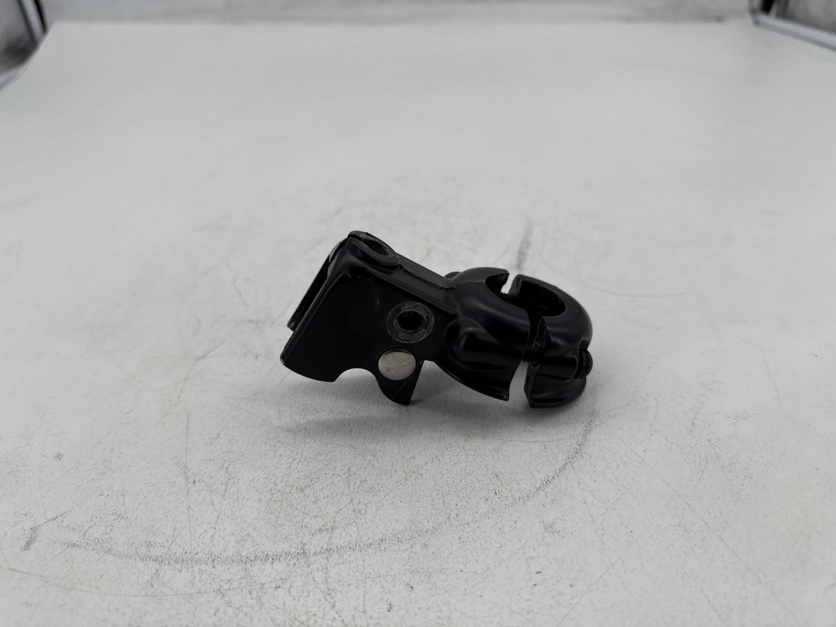 2007 Harley Dyna Super Glide FXD OEM Clutch Hand Lever Clutch Perch 38608-96