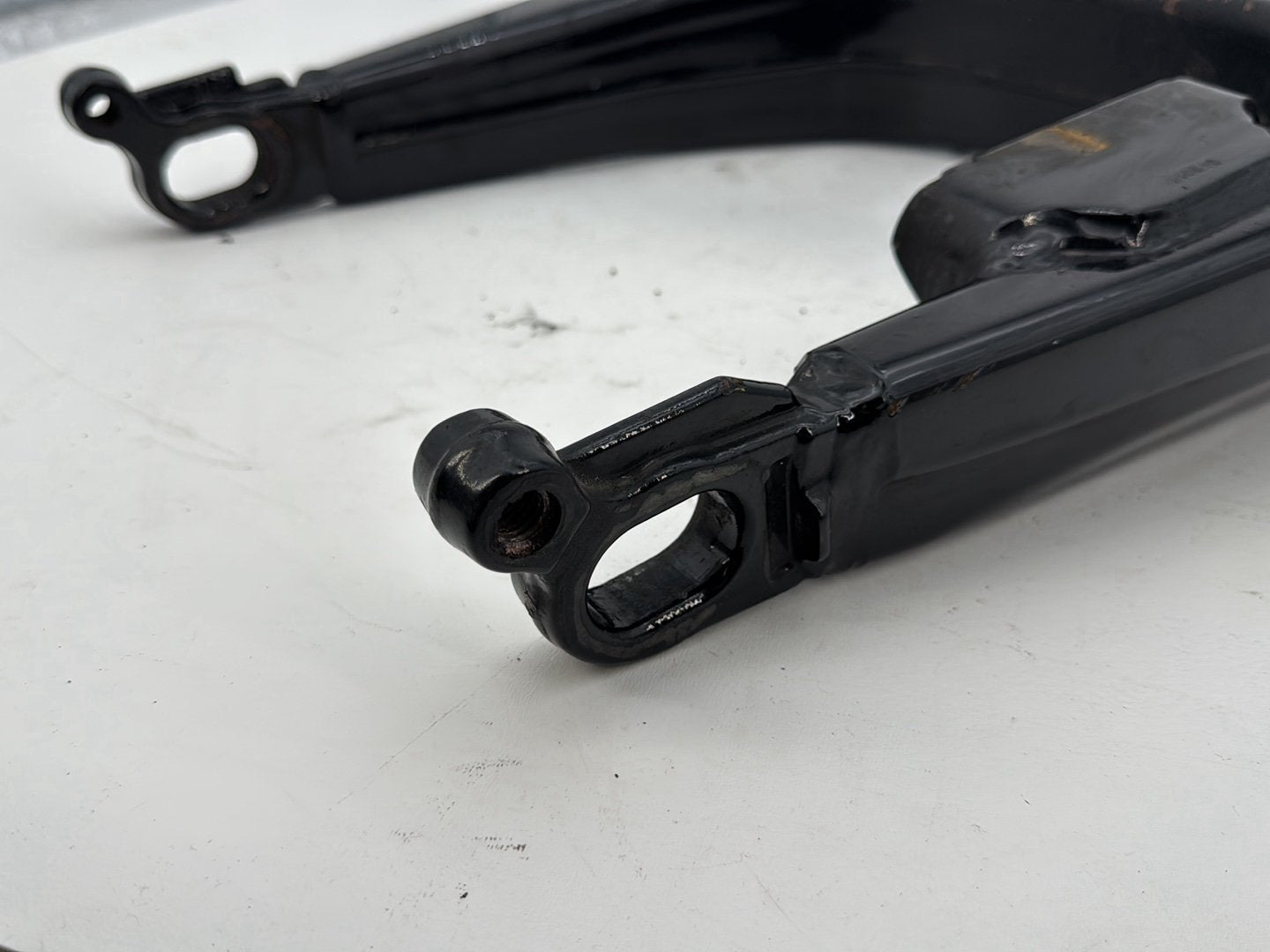 2007 - 2012 Harley-Davidson Touring Road Glide Rear Fork Swingarm Swing Arm 45470-09