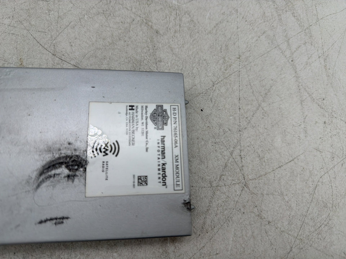 2008 Harley Electra Glide Touring OEM XM Harman Kardon Radio Module 76165-06A