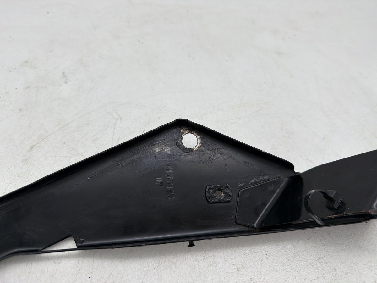 2010 Harley Street Glide Touring FLHX OEM Right Left Fairing Support Brackets