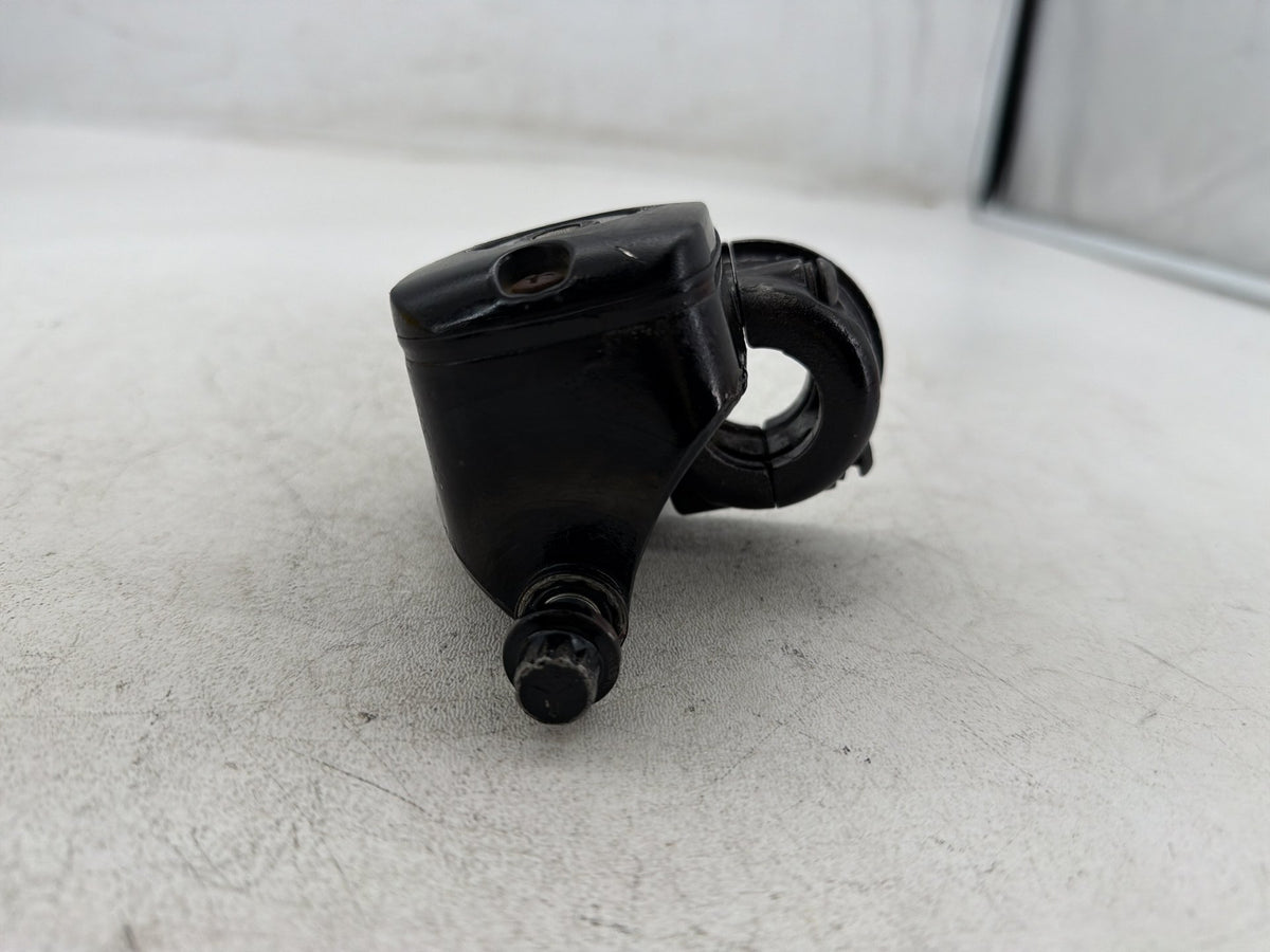 2002 Harley Heritage Softail Classic OEM Front Right Brake Lever Master Cylinder