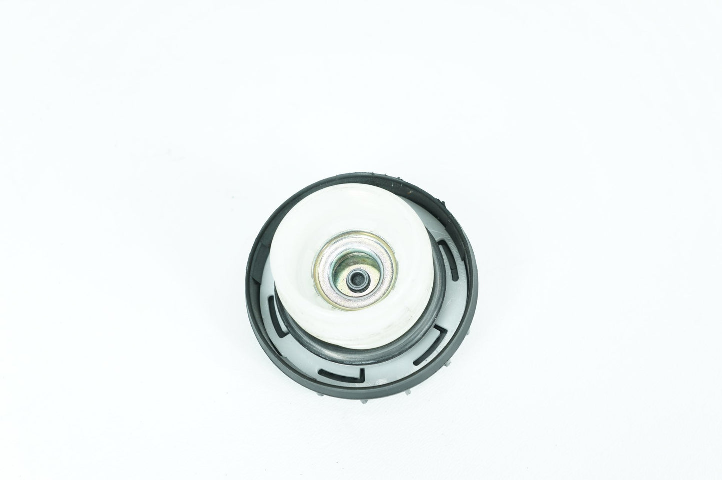 1999 - 2006 Harley-Davidson Touring Electra Glide Ultra Fuel Gas Tank Cap Bushing Hub 61274-92