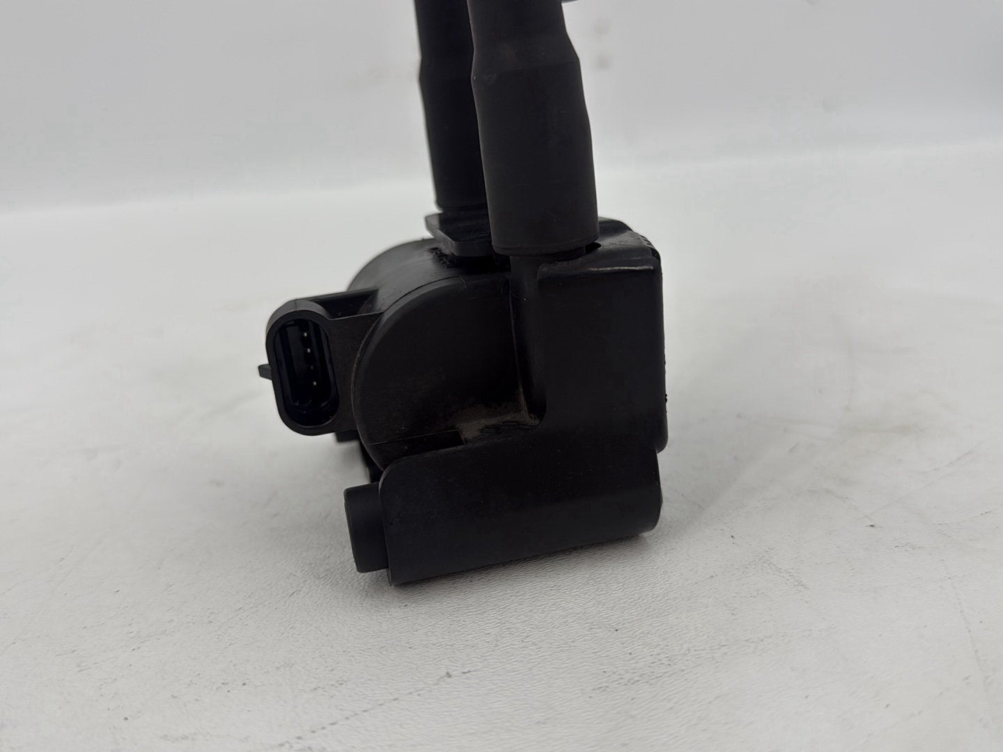 2007 - 2017 Harley-Davidson Dyna Wide Glide Ignition Coil Spark Plugs Cable 31696-07A