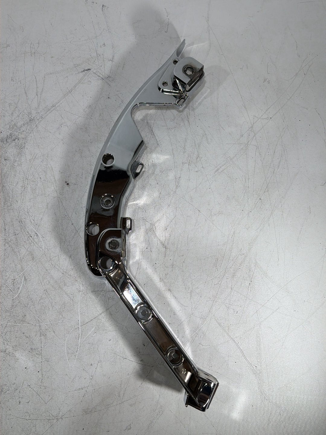 2014 Harley Electra Glide Ultra Saddlebag Fender Struts Brackets OEM Pair
