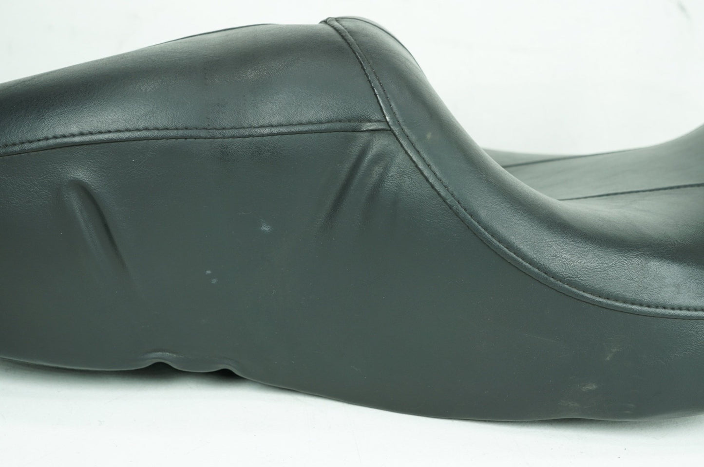 2007 - 2012 Harley-Davidson Touring Electra Glide Ultra Passenger Rider Driver Seat Saddle 52164-10