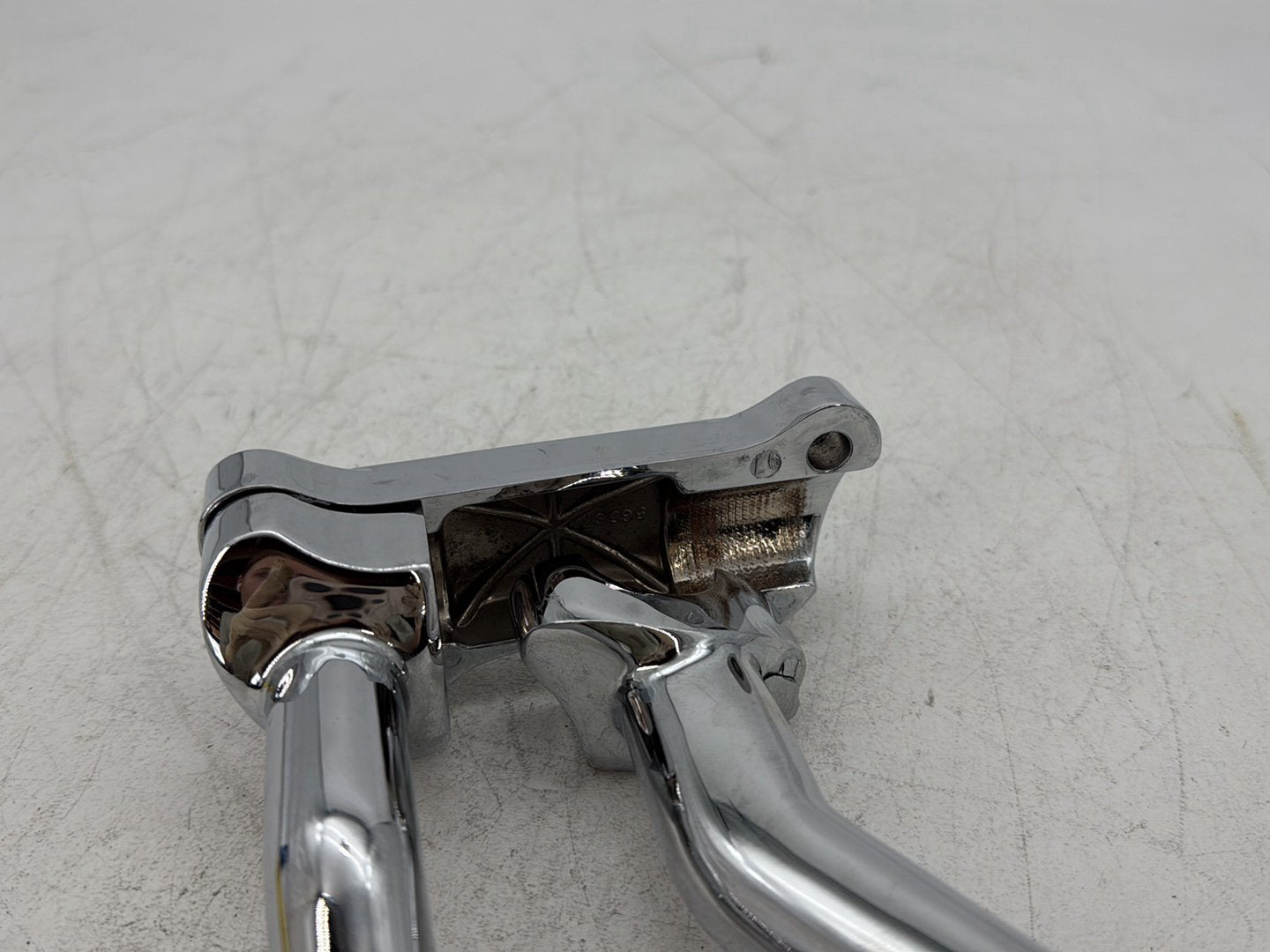 2001 Harley Sportster 883 Hugger XLH883 OEM Front Handlebar Riser Top Clamp Chrome