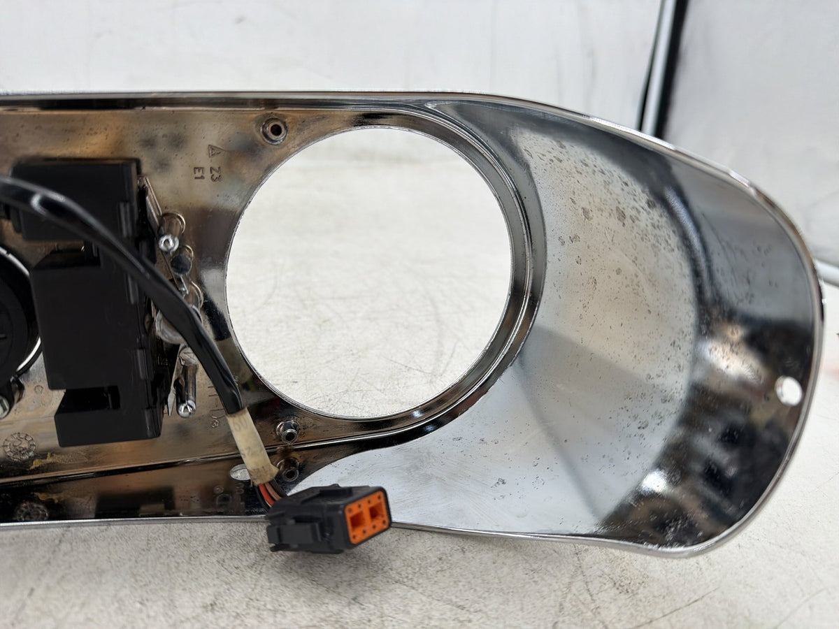 2004 Harley Heritage Softail Classic OEM Fuel Gas Tank Dash Console 71250-00A